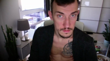 tallguy_xxx  07-11-2021 video playfull